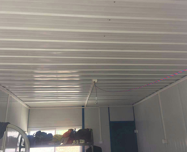 彩鋼瓦吊頂